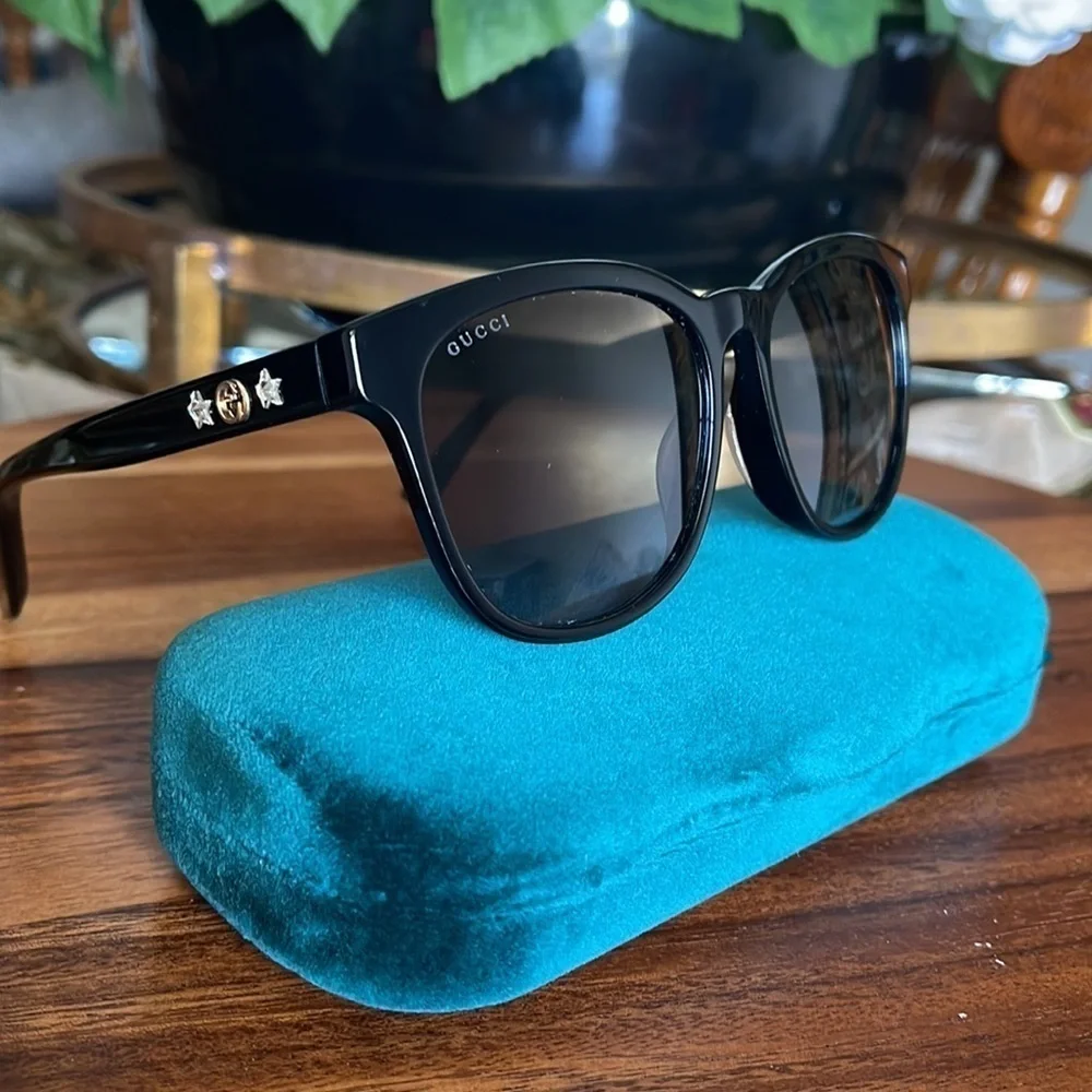 GUCCI 57mm Square Sunglasses